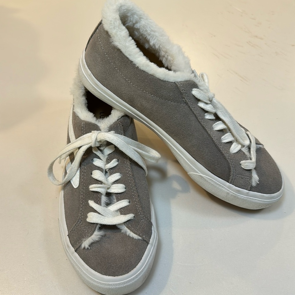 Lucky Brand Dessah Sneaker Grey 7M with faux fur detail